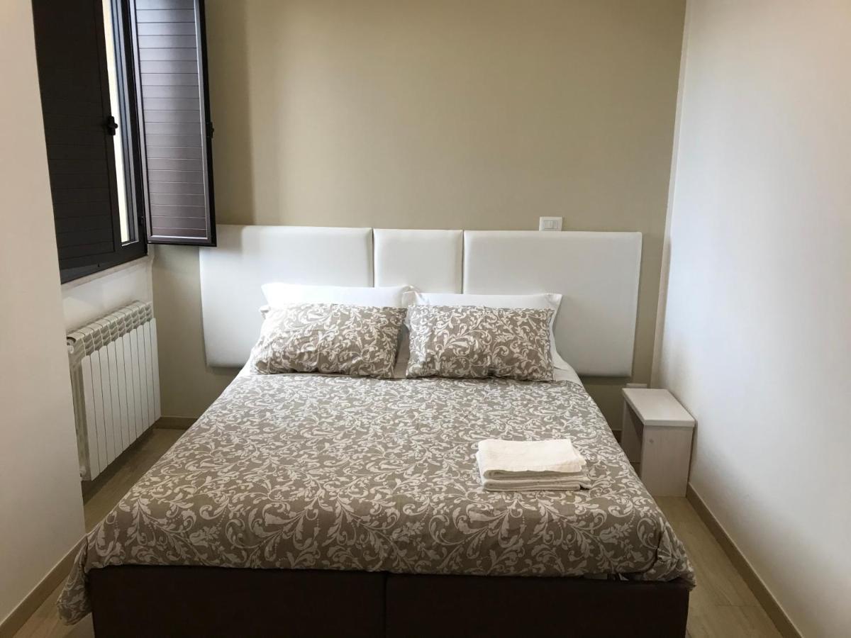Affittacamere Fuori Porta 그로타글리에 외부 사진