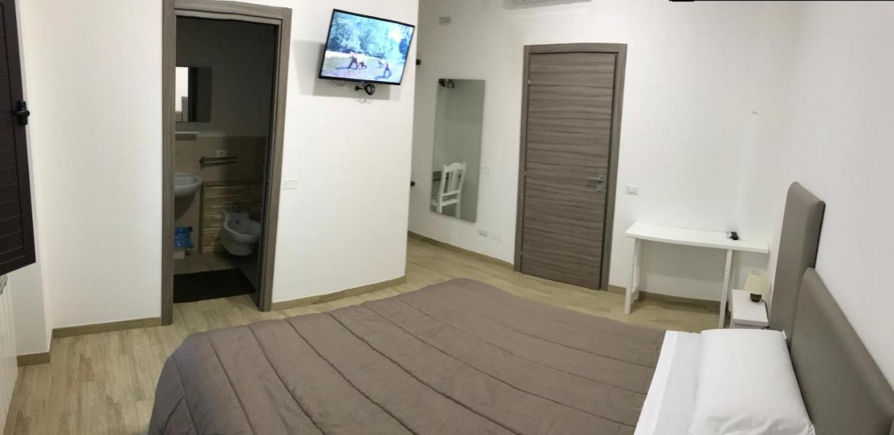 Affittacamere Fuori Porta 그로타글리에 외부 사진